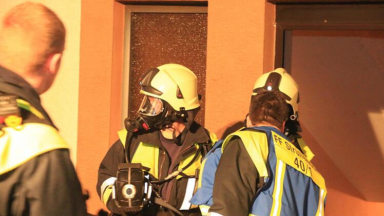 Brand in der Silvesternacht in Strullendorf Foto: Ferdinand Merzbach