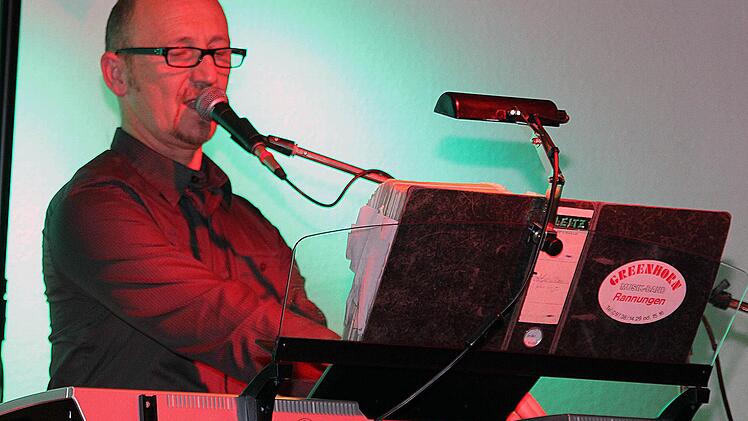 Für Musik sorgte Roland Kilian.Foto: Dieter Britz