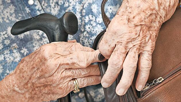 Altersflecken: So schützt du dich