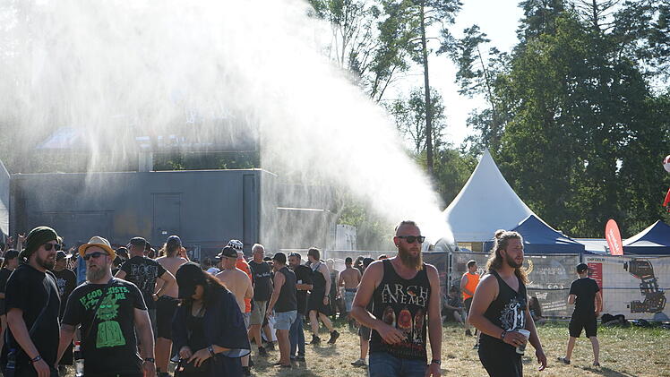Hitzewarnung beim Summer Breeze Open Air Festival 2024 in Dinkelsbühl