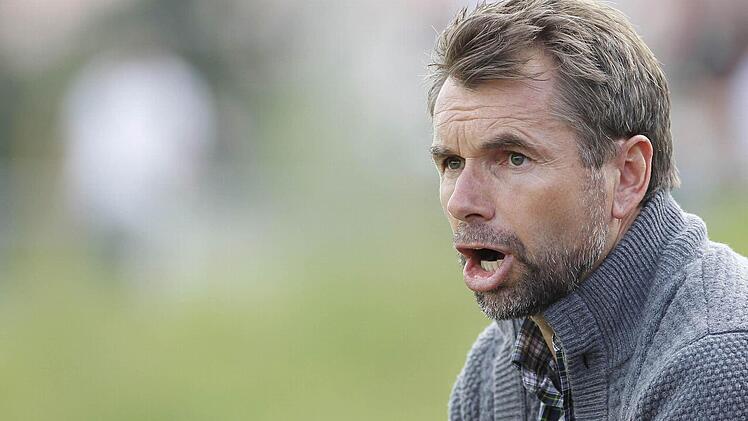 Klare Ansage: Der gebürtige Rimparer Bernd Hollerbach war lange Jahre Co-Trainer von Felix Magath und will die Kickers jetzt in die 3. Liga führen. Foto: Fabian Frühwirth