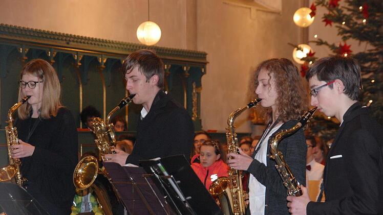 Das Saxophonensemble unter der Leitung von Edgar StübingerFoto: Uschi Prawitz