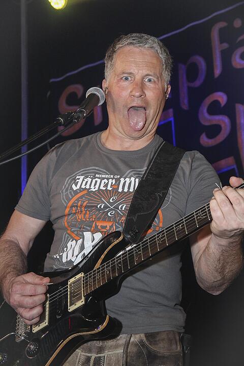 Es spielte die Band "Stoapfälzer-Spitzbuam".