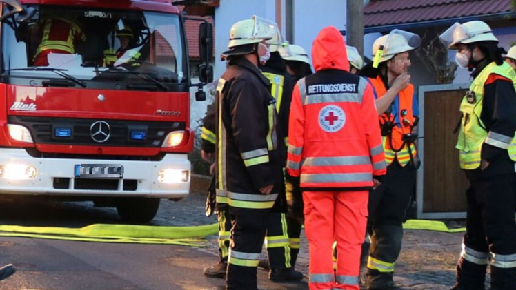Wohnungsbrand in Untersiemau: Aufmerksame Nachbarn werden zu Helden