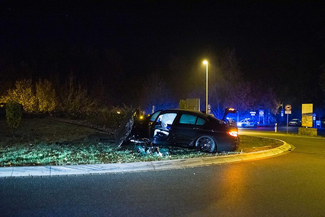 Verfolgungsjagd in Unterfranken: Vier Verletzte und drei Totalschäden