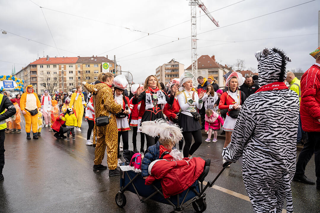 Der traditionelle Umzug zog ca. 70.000 Faschingsfreunde an.