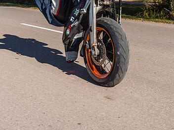 Frankenschnellweg bei F&uuml;rth: Biker nach Trick-Man&ouml;ver schwer verletzt