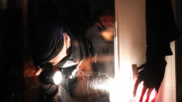 Einbruch Einbrecher Symbol