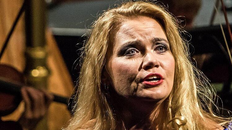 Giuseppe Verdis Requiem erklingt am Sonntag, 24. November, in der Coburger Morizkirche.. Die Sopran-PArtie singt Olga Shurshina.Foto: Jochen Berger