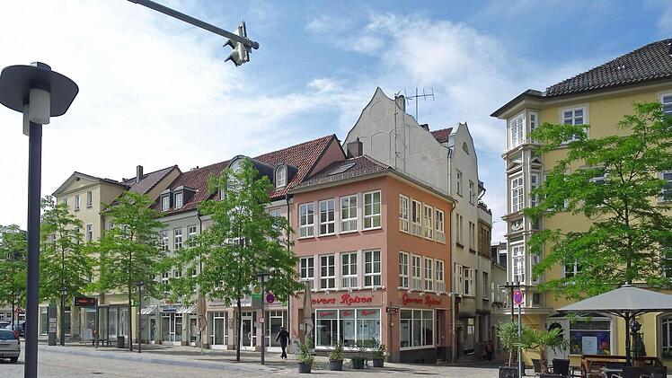 Das Eckhaus und die beiden Nachbarhäuser an der Einmündung zur Kleinen Johannisgasse wurden durch einen Neubau ersetzt.Foto: Jochen Berger
