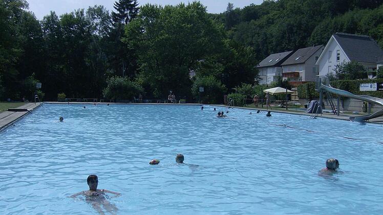 Freibadfest in Gräfenberg. Foto: Petra Malbrich