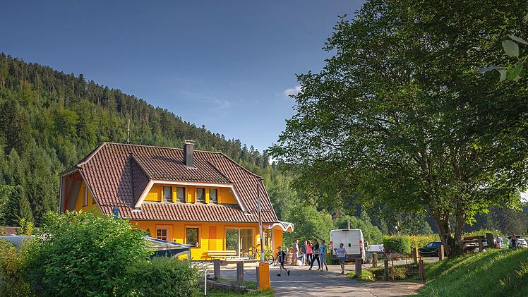 Family-Resort-Kleinenzhof---Eingang-des-Campingplatz