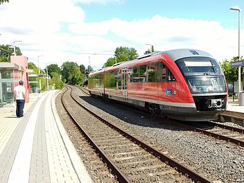 Die Gräfenbergbahn steht in Heroldsberg (Bild) beziehungsweise Eschenau still. Foto: Martin Rehm