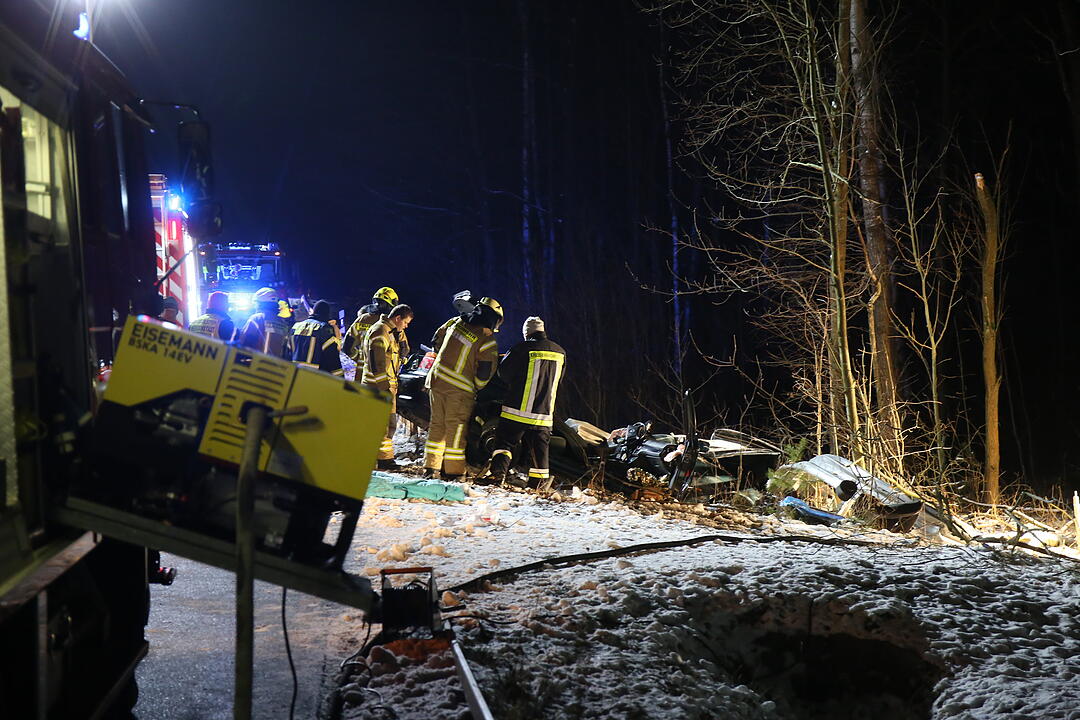 Tödlicher Unfall in Oberfranken: 38-Jähriger stirbt bei Weißenstadt