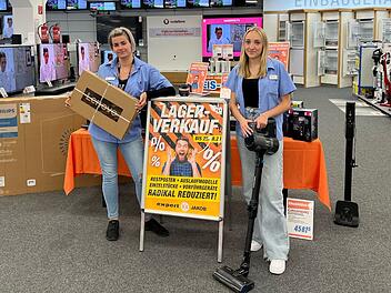 Lagerverkauf mit Schnäppchengarantie: Noch bis zum 25. August kannst du bei sieben expert-Märkten in Franken bis zu 40% sparen!