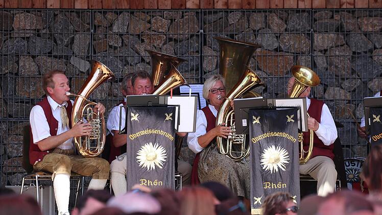 Viel Betrieb herrschte beim 40. Marktfest in Oberbach. Foto: Sebastian Schmitt