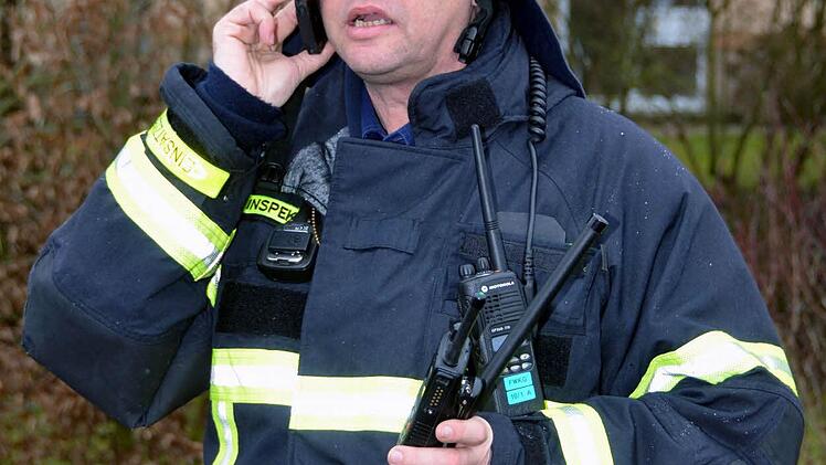 Die Feuerwehr bei den Löscharbeiten in Garitz. Foto: Rauch