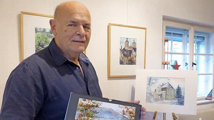 Mit künstlerischen Mitteln beschäftigt sich Wolfgang Schmidt mit der fränkischen Landschaft.  Foto: Pauline Lindner