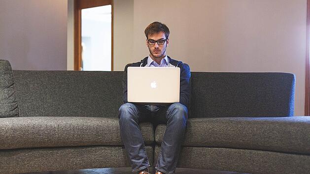 2.370 Euro kostet der Testsieger bei den Laptops, aber es gibt auch günstige Empfehlungen.