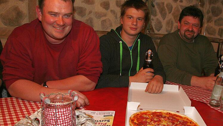 Die Brotzeit gehört natürlich immer dazu.