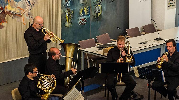 Das Blechbläserquintett der Bamberger Symphoniker gastierte am Coburger LandratsamtFoto: Jochen Berger