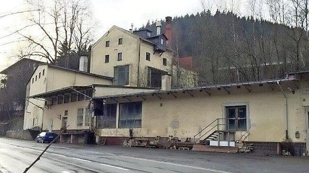 Der Schandfleck Burgbr&auml;u in Lauenstein soll im September 2017 beseitigt werden. Der Abriss wird mit St&auml;dtebaumitteln gef&ouml;rdert. Foto: V. Schadeck