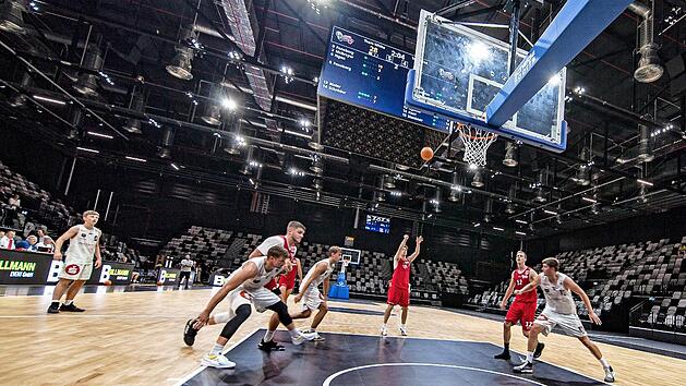 Die &bdquo;Falcons&ldquo; trainieren bereits in der neuen Halle.