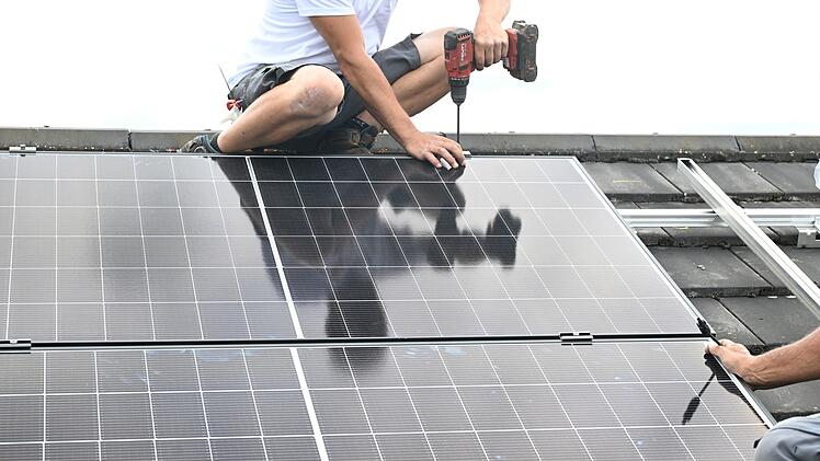 Installation einer PV-Anlage