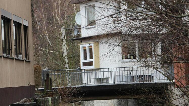 Blick zur Raststraßen-Brücke.