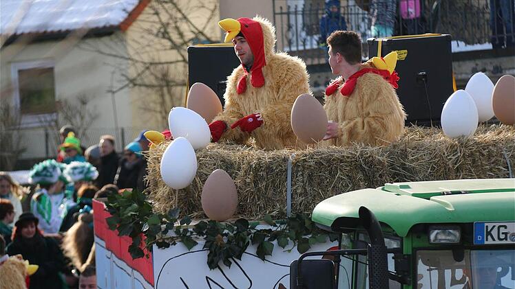 Faschingszug Schwärzelbach  Foto: Gerd Schaar