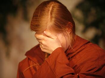 Mann entblößt Glied vor 16-Jähriger - Zeugen gesucht