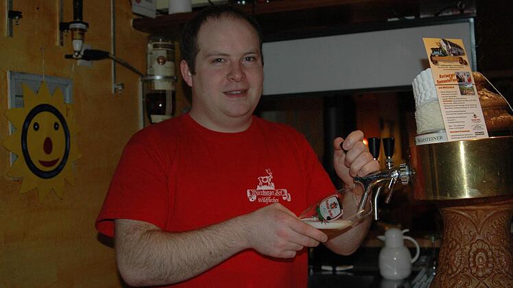 Es läuft: Sascha Kirchner übernahm von seinen Eltern den Würzburger Hof in Wildflecken. Foto: Sebastian Schmitt-Mathea