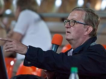 Attila Lang bei der Probenarbeit auf der Waldbühne. Foto: Jochen Berger