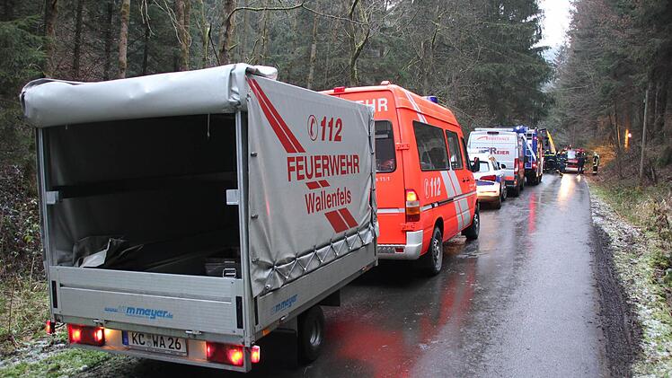 Ein Großaufgebot an Rettungskräften war vor Ort.  Foto: Friedwald Schedel