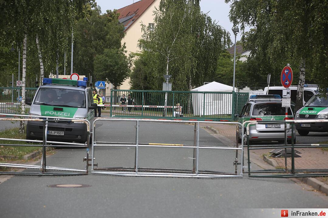Protestkundgebung vor Bamberger Fluechtlingsheim