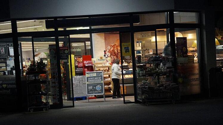 Auch in den Pödeldorfer Einkaufsmärkten werden die Coronaregeln streng beachtet.