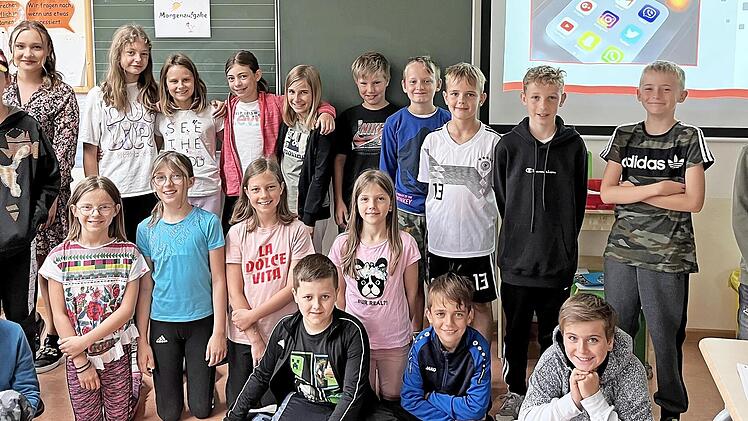 Die Jungen und M&auml;dchen der vierten Klasse kennen sich mit Instagram und Co. bestens aus. Doch die Gefahren der digitalen Medien werden oft untersch&auml;tzt.