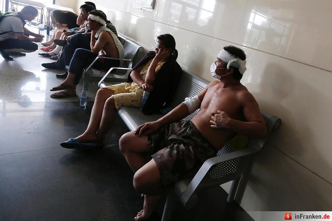 Huge explosion rocks Chinese port city of Tianjin