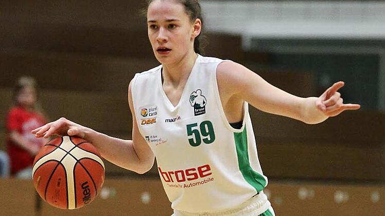 Talent Julia F&ouml;rner (hier im Trikot des Zweitligisten DJK Brose Bamberg) machte auch in der U16-Nationalmannschaft eine gute Figur. Foto: sportpress