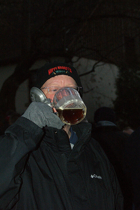 Bockbieranstich in Melkendorf: Gemeinde stellt eigenes Gebräu vor