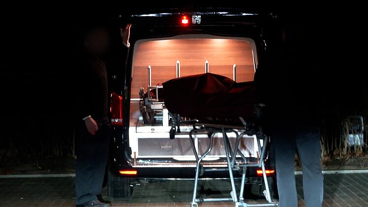 Zwei Tote durch Pyrotechnik in Bielefeld