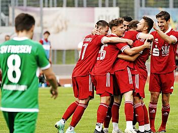 Die Spieler des FC Coburg präsentierten sich im Derby gegen den SV Friesen als starke Einheit.
