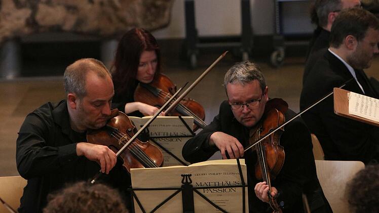 Der Coburger Bachchor und das Main-Barockorchester Frankfurt beeindruckten mit der Erstaufführung von Telemanns Matthäus-Passion in der Morizkirche.Foto: Jochen Berger