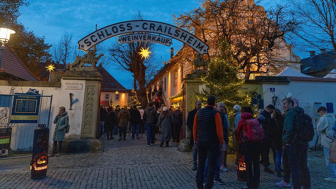 R&ouml;delsee, Traditioneller Weihnachtsmarkt rund um das Schloss