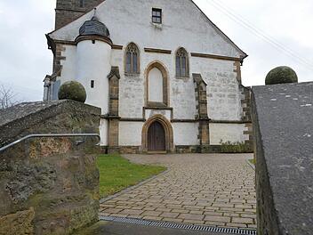 Die katholische Pfarrkirche St. Kilian in Pfarrweisach wurde 1519 - nach 20-jähriger Bauzeit - fertiggestellt. Foto: Ronald Rinklef