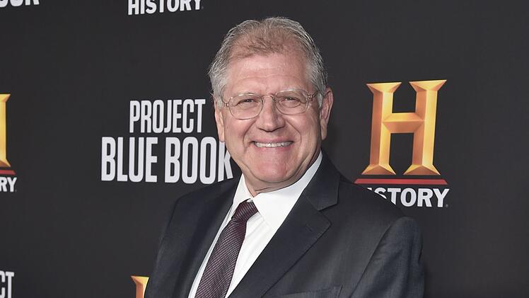 Regissuer Robert Zemeckis stellte unmissverst&auml;ndlich klar: Ohne Hauptdarsteller Michael J. Fox dreht er keine weitere Fortsetzung von "Zur&uuml;ck in die Zukunft".