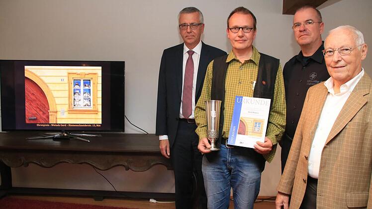 Gerd Wetzels holte sich den Gesamtsieg (2. von links). Foto: Heike Beudert