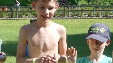 Pingpong mit BechernJ&uuml;rgen Schlee