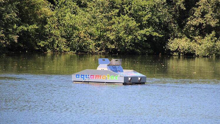 Die Wasserpumpen erinnern von ihrer Form her etwas an ein Tretboot.