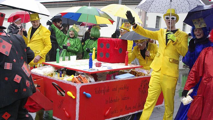 Faschingszug Aura 2016. Foto: Winfried Ehling